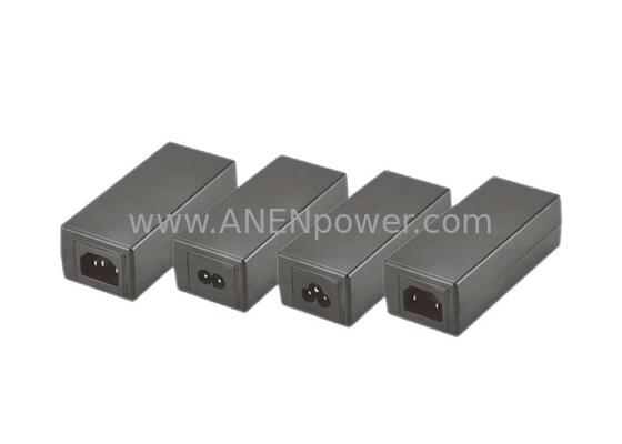 CHINA Adaptador de CA de escritorio de 30W 12V 2.5A 5V 6A Fuente de alimentación para tira de LED, enrutador, IoT proveedor