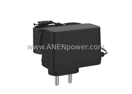 CHINA 24W IEC/EN 61347 BIS Certificado 24W INDIA Enchufe AC DC Adaptador 12V 2A 24W Fuente de alimentación de conmutación vertical proveedor