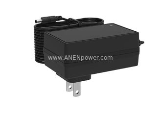 China Los E.E.U.U. tapan a la FCC de la UL de IEC/EN 61558 certificaron el transformador de la pared del adaptador DC 24V de la CA de Power Supply 12V 5V 9V del conductor de 18V 36V LED proveedor