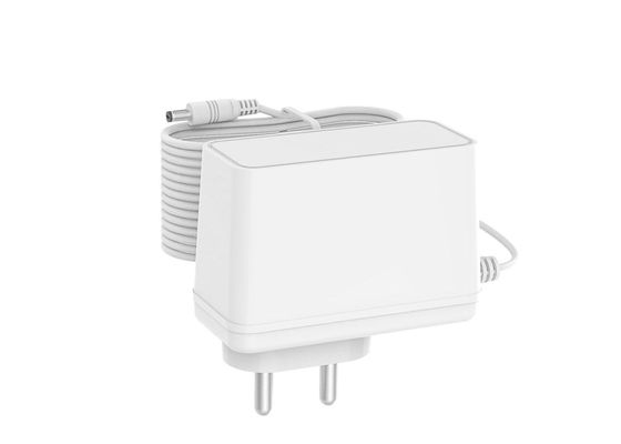 24W IEC/EN 61347 BIS Certificado 24W INDIA Enchufe AC DC Adaptador 12V 2A 24W Fuente de alimentación de conmutación vertical proveedor