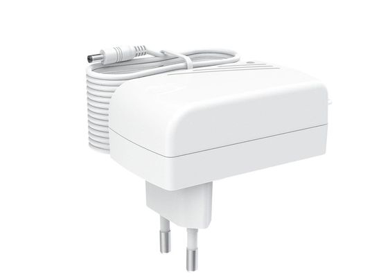 24W enchufe UE CE certificado 12V 24V adaptador CA DC 36V fuente de alimentación de conmutación con EN/IEC 62368/61558 proveedor