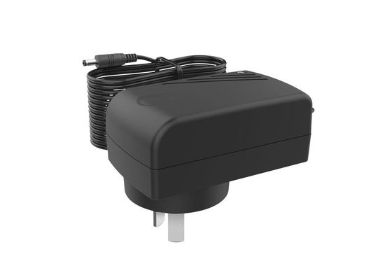 24W AU Plug SAA RCM Certificado 12V 24V AC DC Adaptador 36V Fuente de alimentación de conmutación de acuerdo con la norma EN/IEC 62368/61558 proveedor