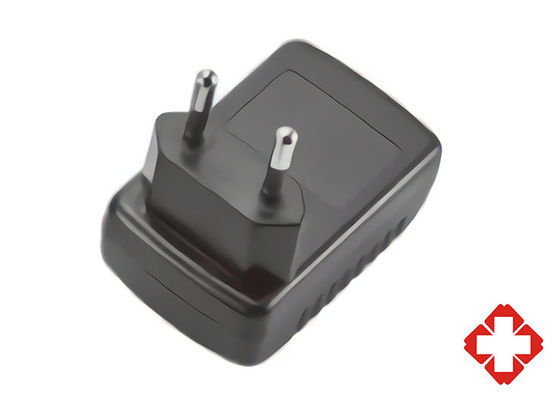 Se trata de un sistema de transmisión de corriente alternada de 24 W 12 V para uso médico con una fuente de alimentación conmutada de 5 V. proveedor